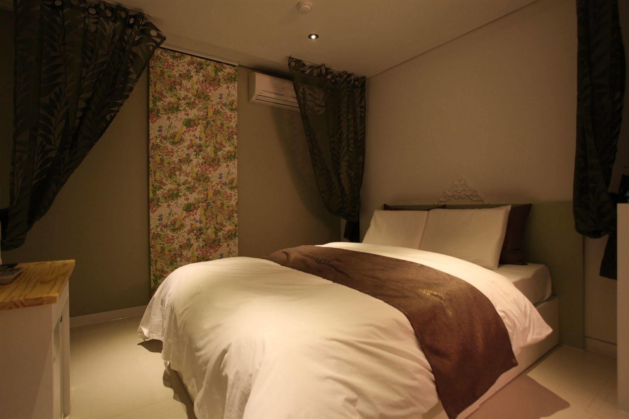 Hotel Jade Сеул Экстерьер фото